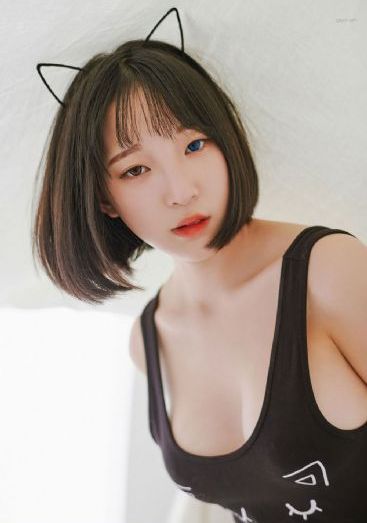 年轻的邻居的阿姨3