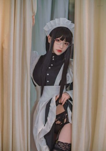 楼上的女人