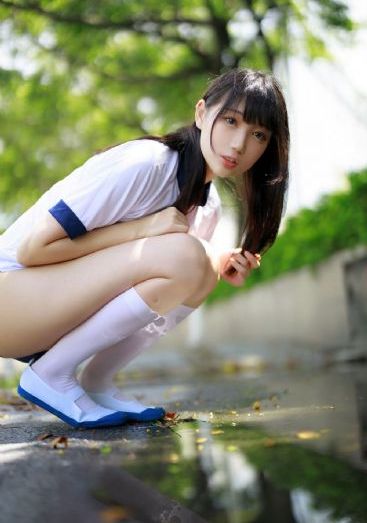 可疑美容院在线观看